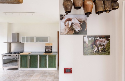 San Giorgio Scarampi House | La Margherita Country House