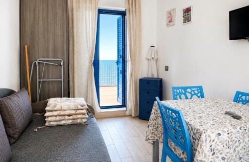Localita Cucchiara Apartment | La Margherita Private Sea Terrace
