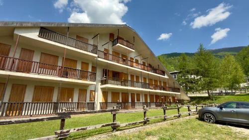 Ghigo Apartment | La Mianda - quattro posti letto con balcone