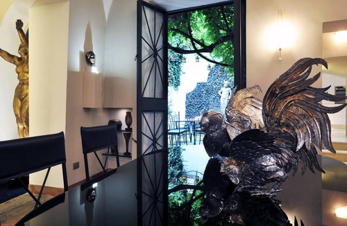 Trastevere Apartment | La Palazzina Santa Dorotea, Splendid Rome Townhouse with Courtyard Garden