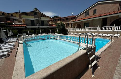 Tortoreto Lido Apartment | La Piazzetta