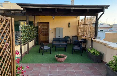 Santo Spirito Apartment | La piccola terrazza
