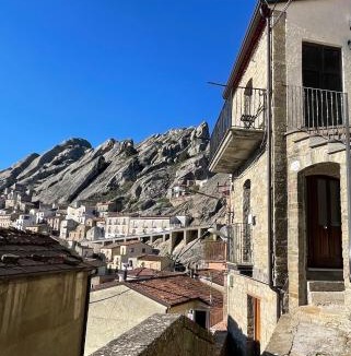 Pietrapertosa Apartment | La Pietra Verde