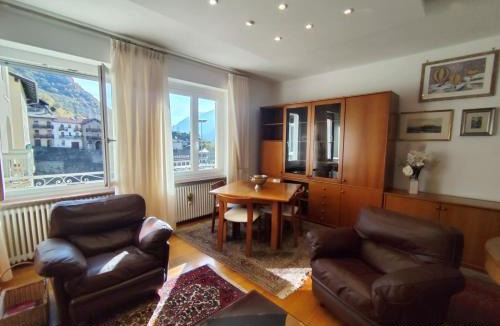 Pont-Saint-Martin Apartment | La place du Coeur