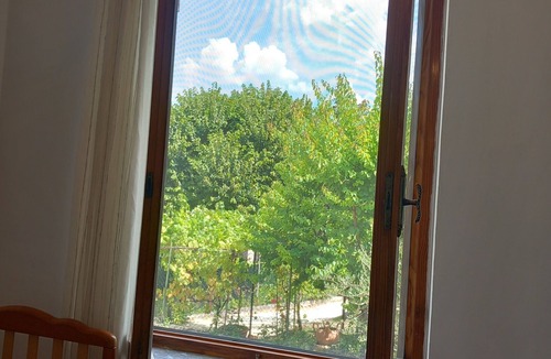 Spoleto Apartment | La Quiete - apartment in the green in Spoleto, with pets allowed