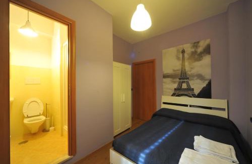 Universita House | La Quiete