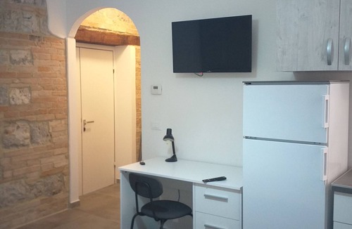 Urbino Apartment | La Rocchetta studio apartment