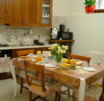 Valle di Maddaloni Apartment | La Rosa Home