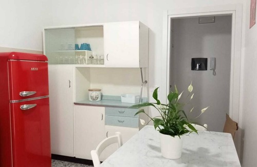 Porto San Giorgio Apartment | La Roscia house with personality 80 mt from the beach.