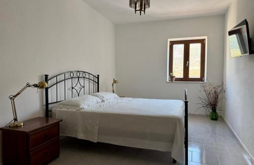 San Nicola Arcella House | La Scaletta - Charming Historic Center Home - Mountain View