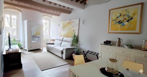 Old Town Apartment | La Scalinata Apartment