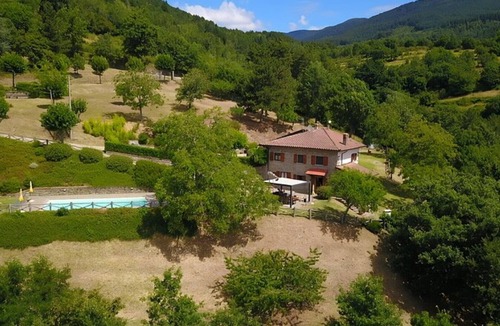 Stia Villa | LA SCATOLAIA panoramic Villa on Tuscan hills with private pool and fenced garden