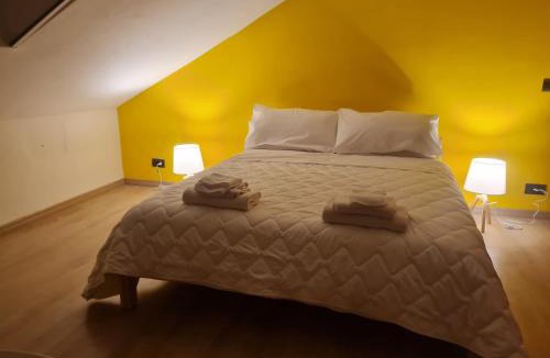 Cabanette House | LA SUITE DEL DOGE - Suite Privata con Vasca Idromassaggio e Ingresso Indipendente,Camino e Cromoterapia