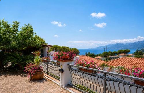 Villammare House | La tela di Penelope