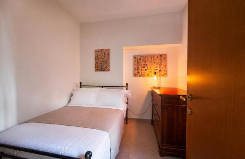 Bomba House | Lago di Bomba, incantevole borgo, 6 posti letto, 2 bagni, piscina comunale convenzionata a 2 minuti