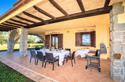 Montefiascone Villa | LAKE VIEWS BOLSENA/EXCLUSIVE VILLA, POOL+ JACUZZI/SLEEPS 24