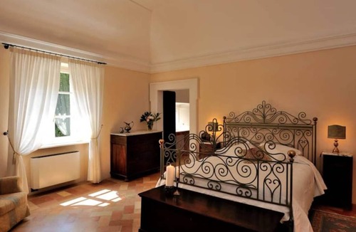 Montemaggiore al Metauro Villa | Large private property with two pools