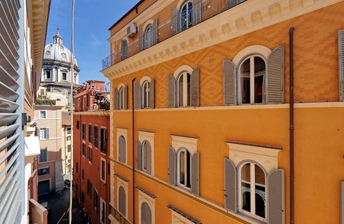 Rione V Ponte Apartment | Large Rome apartment rental in Navona - Campo de Fiori