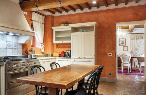 Reggello House | Large villa with pool and sauna on Tuscan estate