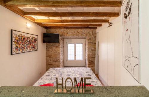 Navona Apartment | Largo di Torre Argentina Cozy Studio