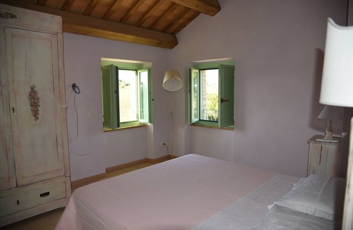 Grottazzolina House | Lavender apartment located at a farmhouse surrounded by nature