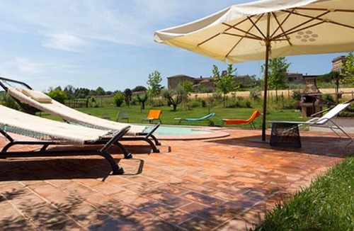 Marsciano House | Lavish Holiday Home in Marsciano with Swimming Pool