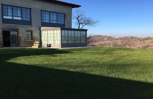 Montaldeo Apartment | Lavish villa with spa, pool, Turkish bath