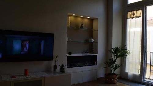 Historical Downtown Salerno Apartment | Le 13 Fontane