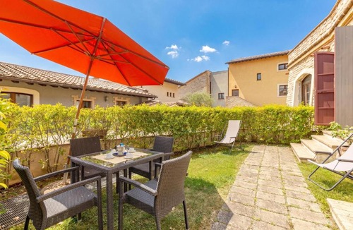 Ficulle Apartment | Le Acetaie With Shared Pool - Happy Rentals