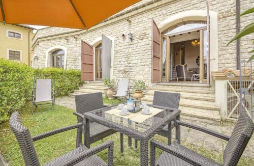 Ficulle Apartment | Le Acetaie With Shared Pool - Happy Rentals