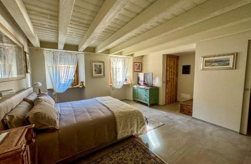 Arvier House | Le Bourg Charmant - Fleur du Printemps