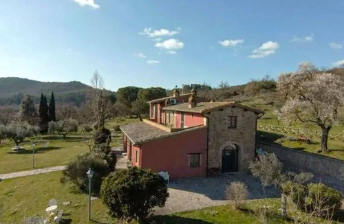 Magione Villa | LE CASE ROSSE - CASALE AGELLO