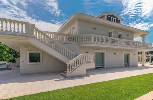 Ortona Apartment | Le Dimore di Giò in campagna "Appartamento in villa"