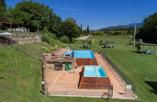 Laterina Apartment | Le Fornaci - Apartment with pool
