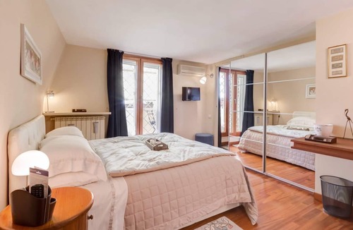 Quartiere XXVIII Monte Sacro Alto Apartment | Le Petite Resort B&B