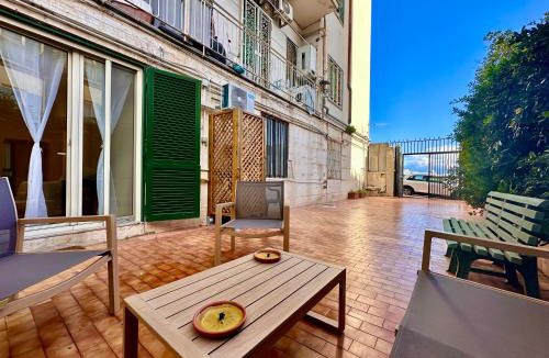 Mergellina Apartment | Life in Naples