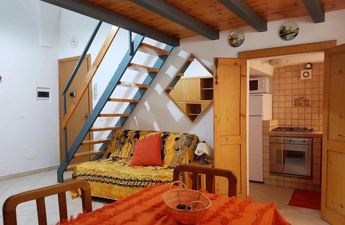Gaeta Apartment | Lina's 1st Floor