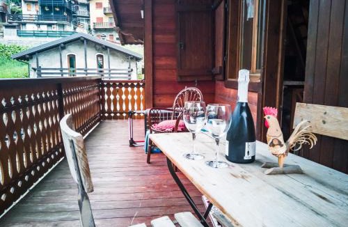 Paquier Apartment | "Lo méquio d'Emilie" 2 passi da centro e piste
