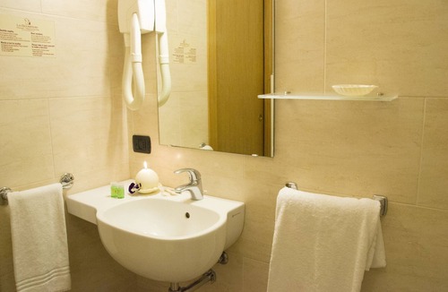 Pralormo Hotel | Lo Scoiattolo