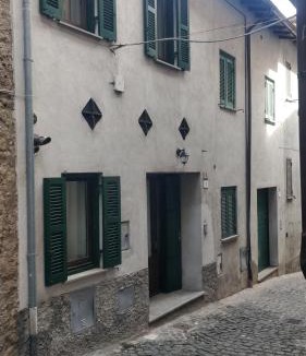 Ronciglione House | Lo Scoiattolo