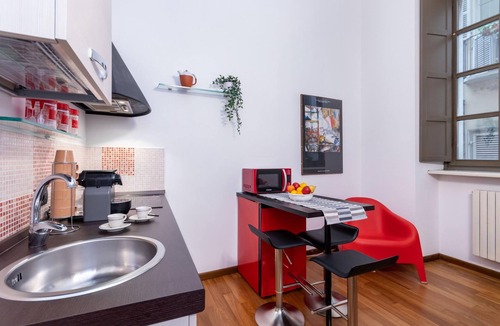 Roman Quarter Apartment | Loft Augusta a Piazza Castello by Wonderful Italy