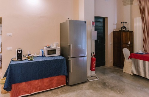Fermo House | LOGGIA a PALAZZO, suite molto grande, centro storico, 7 km dal mare