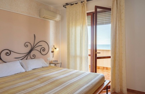 Marina di Grosseto Hotel | Lola Piccolo Hotel and Apartments