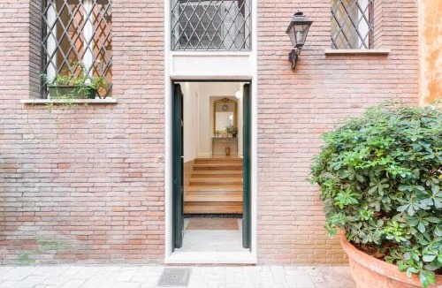 Rione XI Sant'Angelo Apartment | Lovatelli Home al Campidoglio