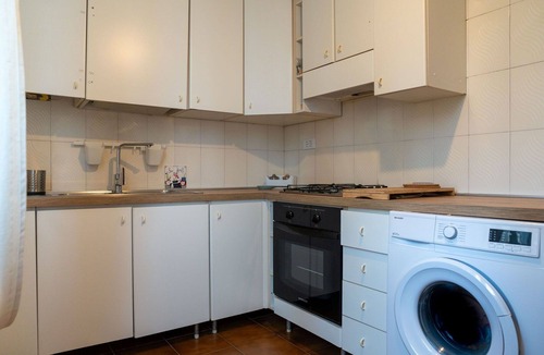 Montesilvano Apartment | Lovely apartment for 7 people with WIFI, TV, balcony and pets allowed