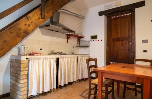 Citta Sant'Angelo Apartment | Lovely apartment for 4 guests with pool, WIFI, A/C, TV, patio and pets allowed