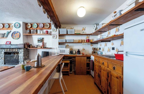 Pre-Saint-Didier Apartment | Lovely apartment for 7 guests with WIFI, TV, balcony and pets allowed