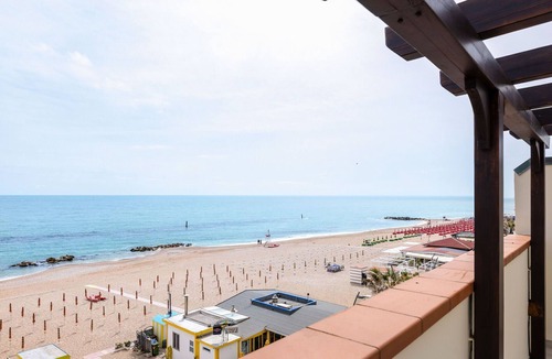Porto Recanati Apartment | Lovely apartment for 4 guests with WIFI, A/C, TV, terrace and pets allowed