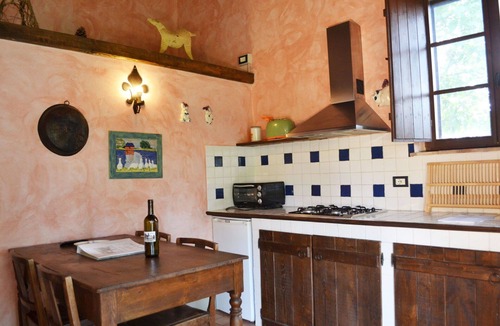 Monteleone d'Orvieto Apartment | Lovely apartment for 4 people with pool, WIFI and pets allowed