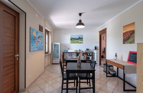 Farigliano Apartment | Lovely apartment for 6 people with pool, A/C, WIFI, terrace and pets allowed